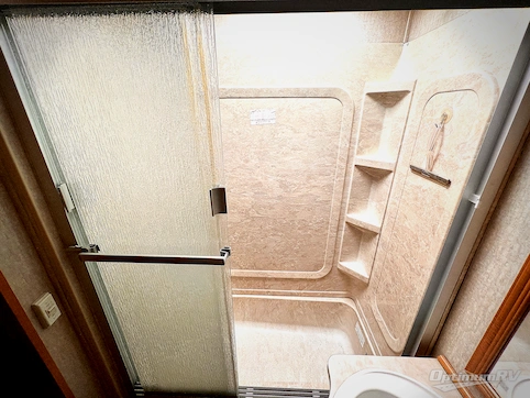 2008 Fleetwood Terra LX 34N RV Photo 4