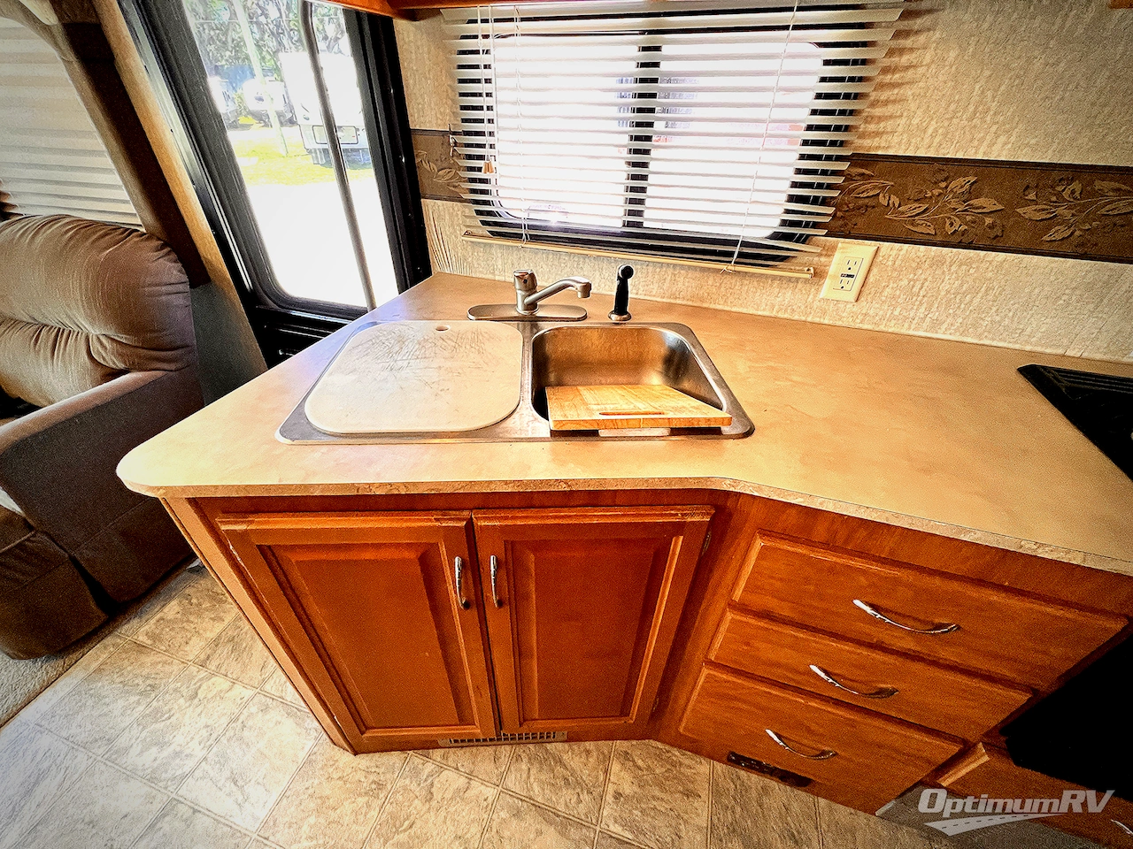 2008 Fleetwood Terra LX 34N Photo 12