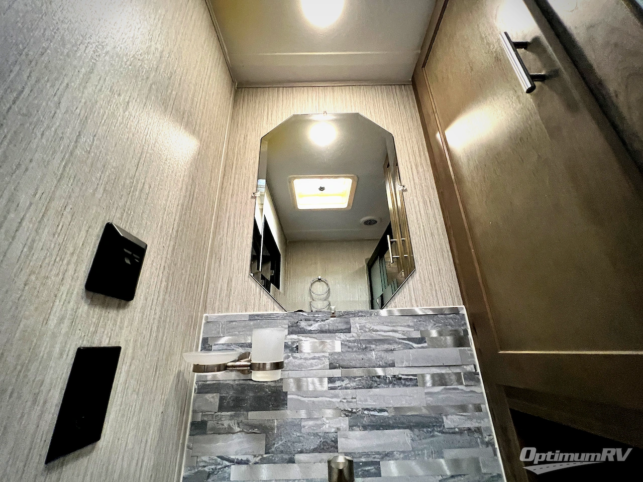 2021 Palomino Puma Destination 39DBT Photo 12