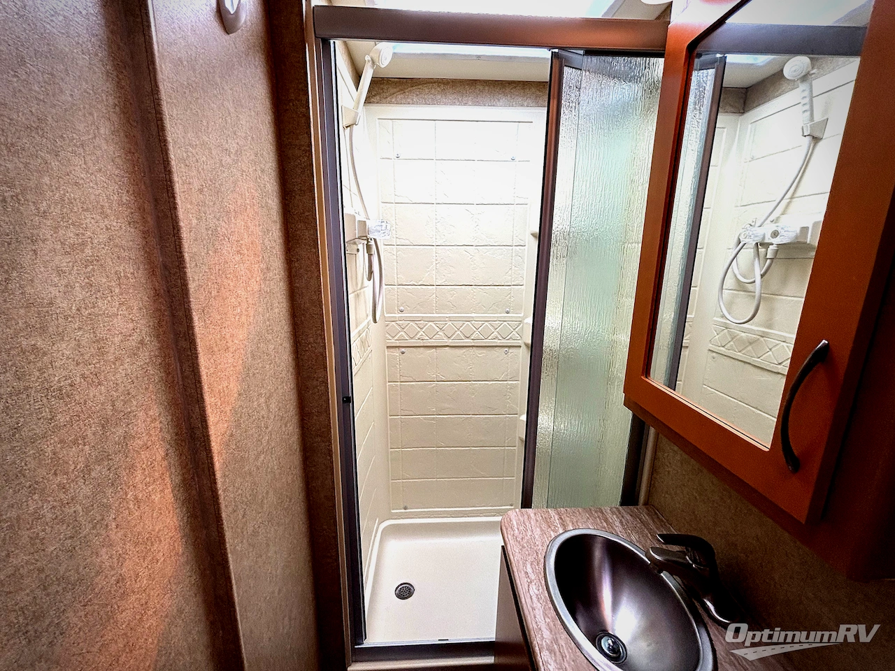 2015 Thor Siesta Sprinter 24SA Photo 18