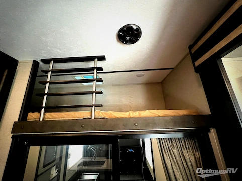 2018 Keystone Impact 351 RV Photo 3