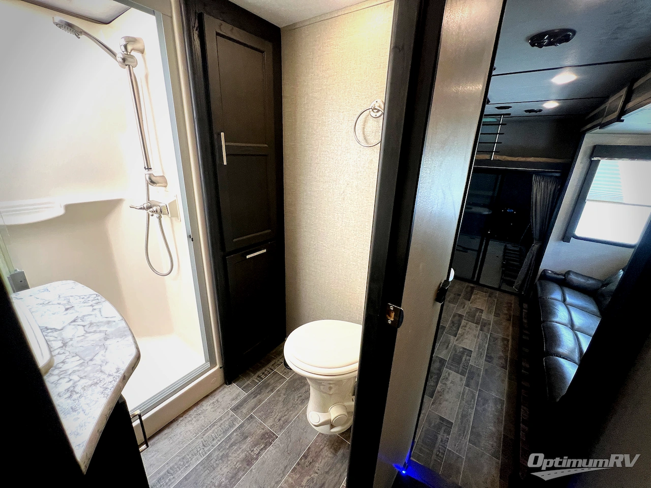 2018 Keystone Impact 351 Photo 25