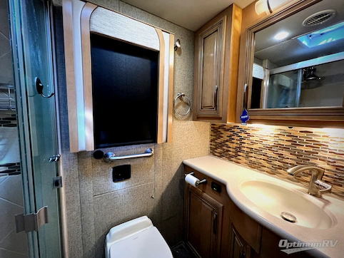 2018 Newmar New Aire 3343 RV Photo 3