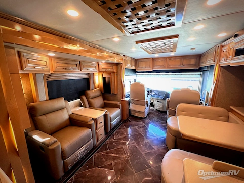 2018 Newmar New Aire 3343 RV Photo 4