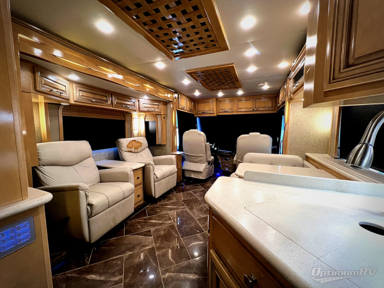 2018 Newmar New Aire 3343 Photo 5