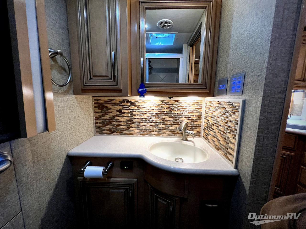 2018 Newmar New Aire 3343 Photo 30