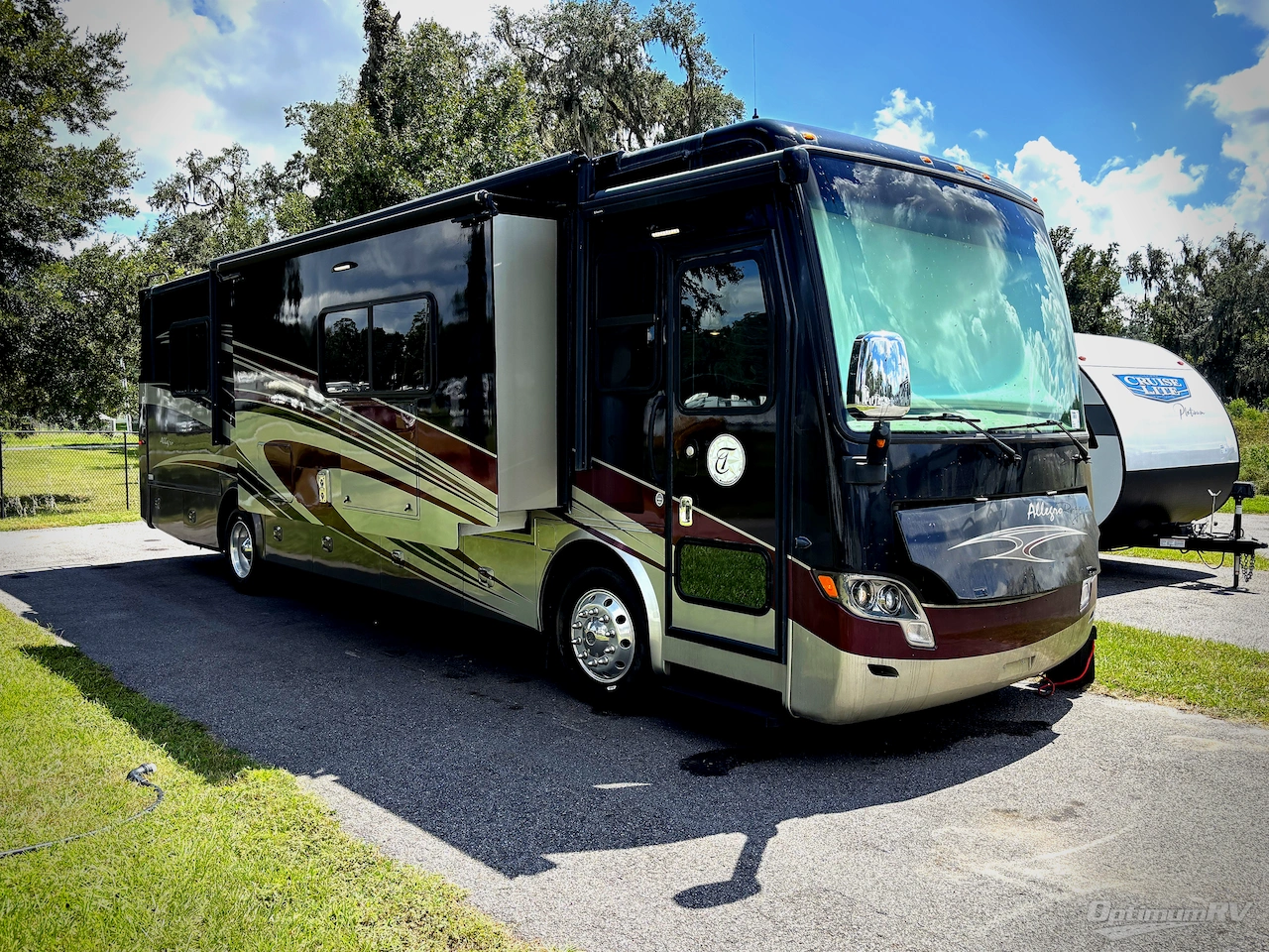2015 Tiffin Allegro Breeze 32 BR Photo 1