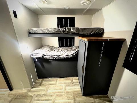 2025 Prime Time Tracer 308BH RV Photo 4