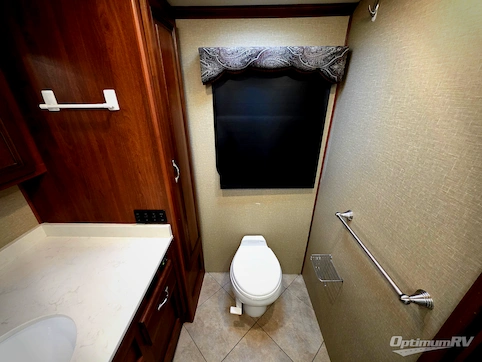 2016 Holiday Rambler Ambassador 38DBT RV Photo 4