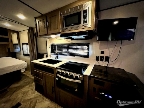 2021 Keystone Springdale 220RD RV Photo 3