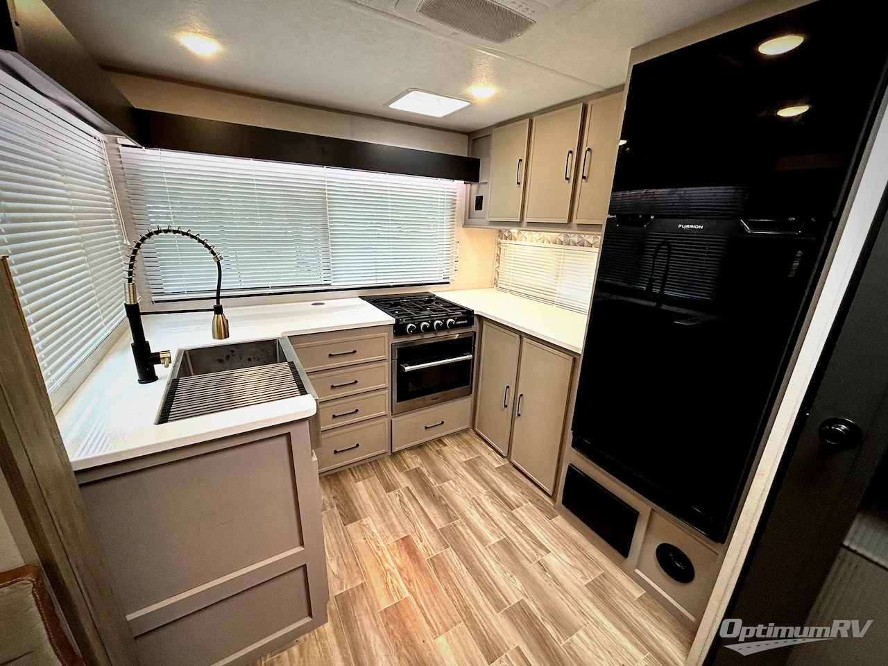 2025 Forest River Vibe 3400SB Photo 6