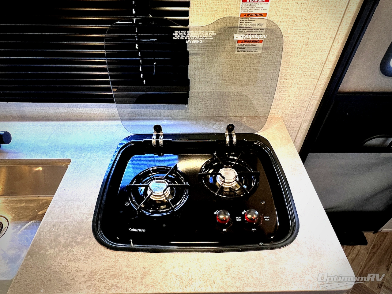 2021 Dutchmen Coleman Rubicon 1608RB Photo 14