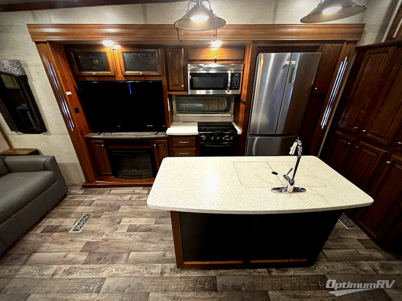 2018 Heartland Bighorn Traveler 39MB Photo 10
