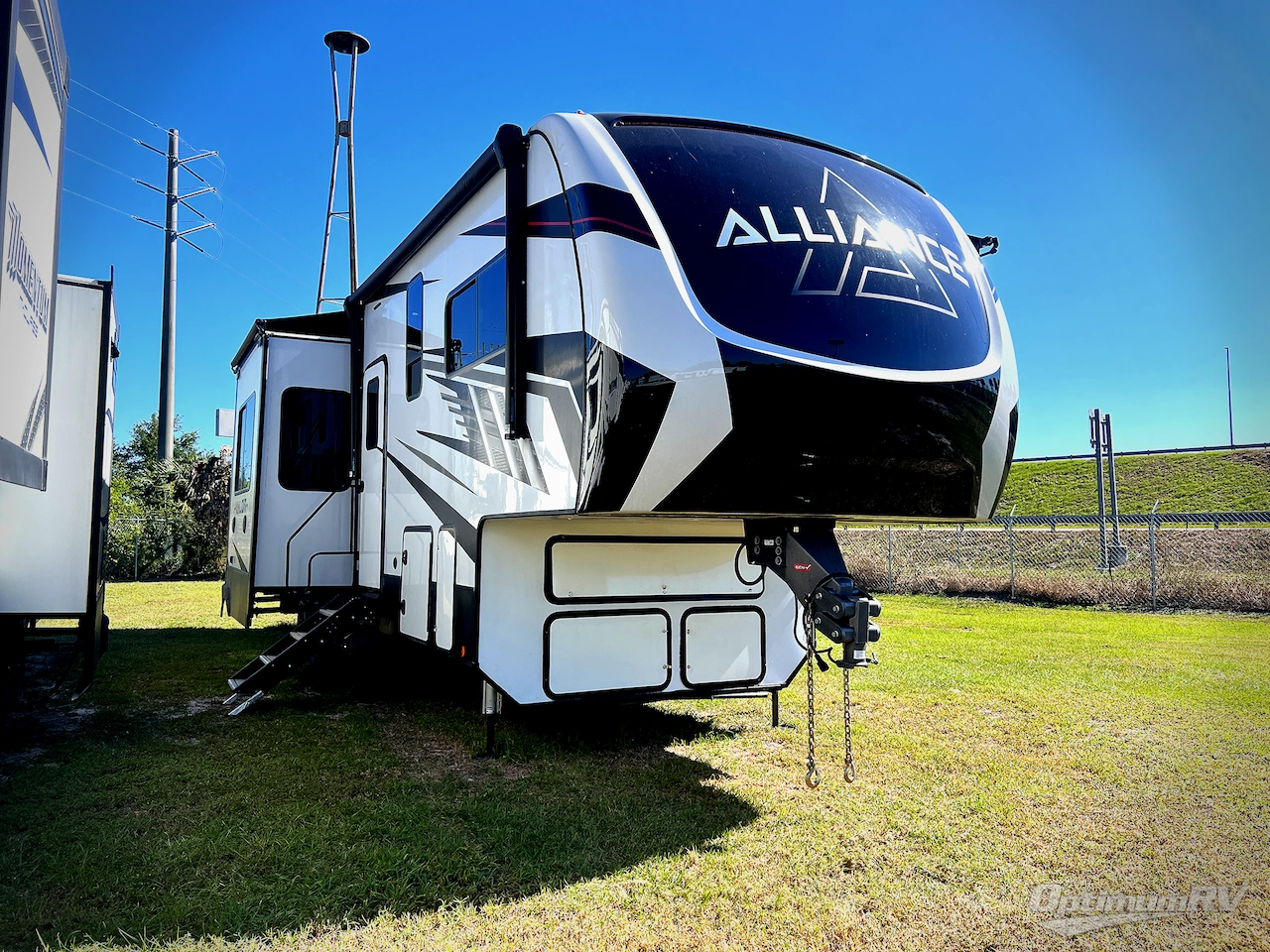 2022 Alliance Valor 37V13 Photo 1