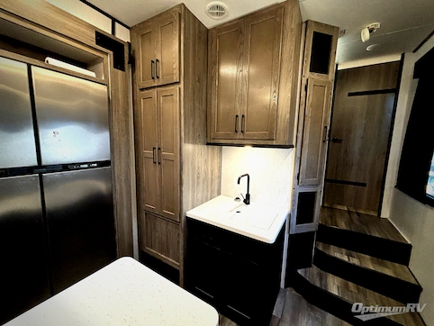 2022 Heartland Road Warrior 375 RV Photo 3