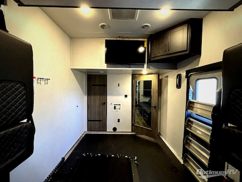 2022 Heartland Road Warrior 375 RV Photo 4