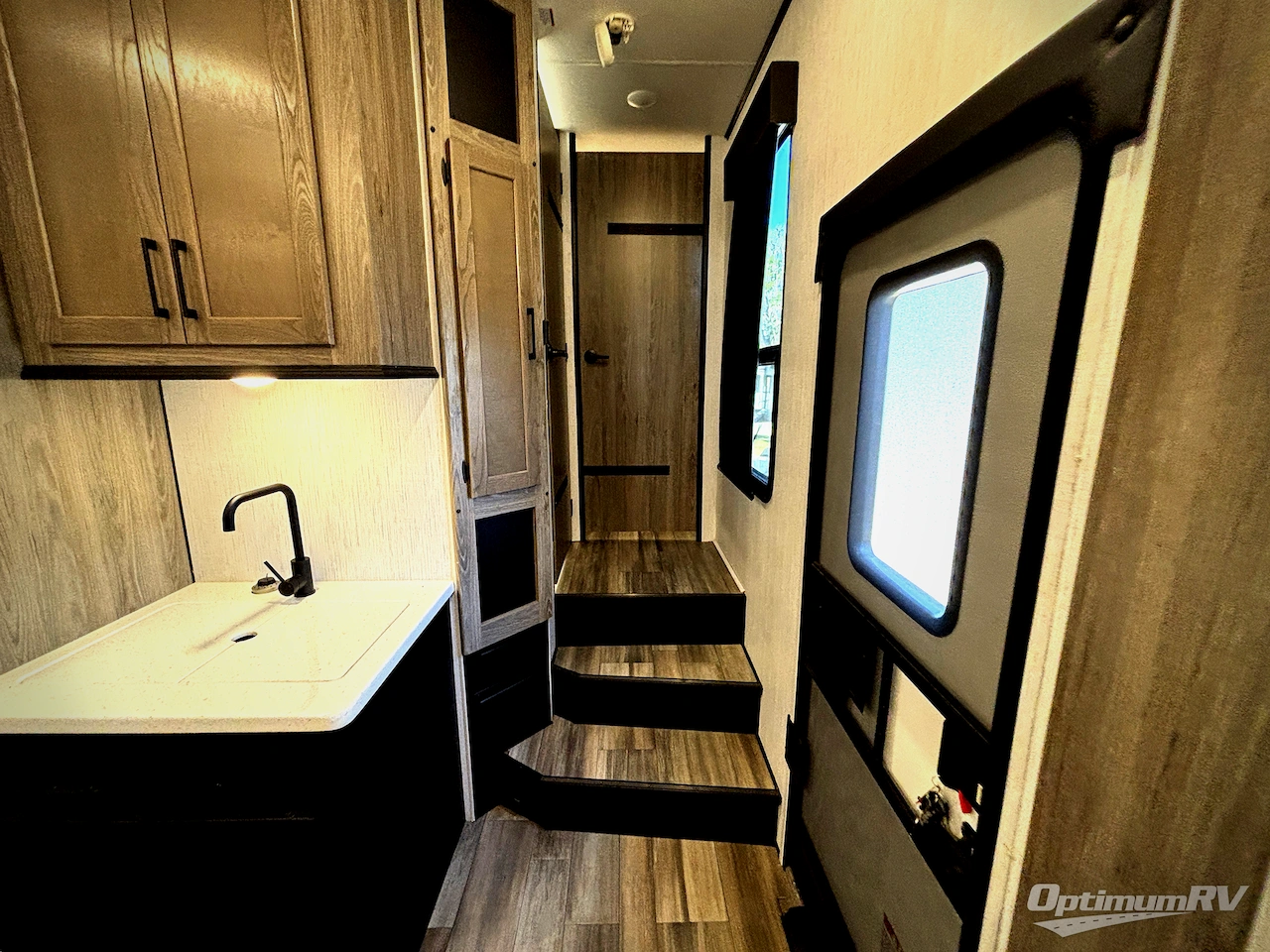 2022 Heartland Road Warrior 375 Photo 7