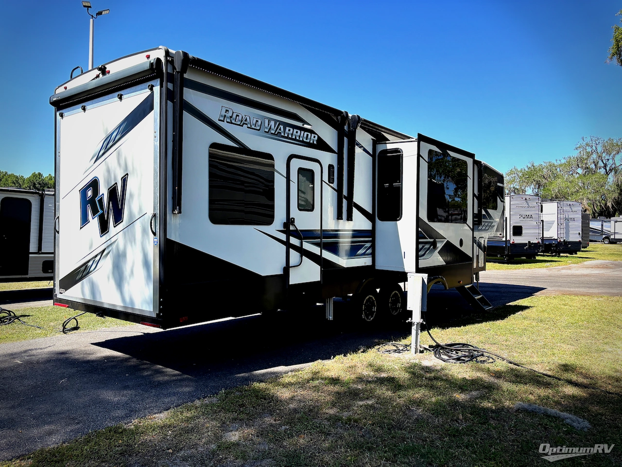 2022 Heartland Road Warrior 375 Photo 2