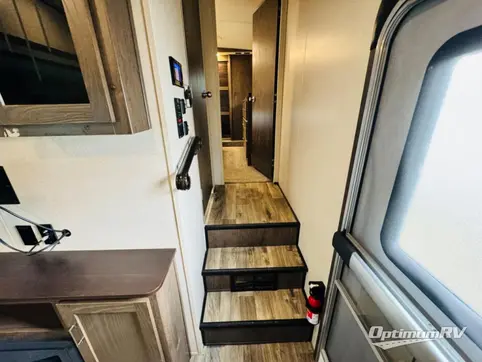 2018 Forest River Salem Hemisphere Lite 356QB RV Photo 4