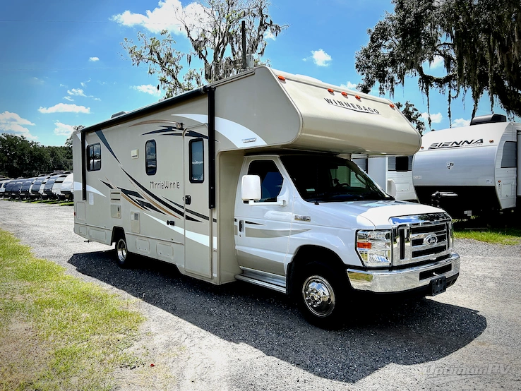 2016 Winnebago Minnie Winnie 27Q RV Photo 1