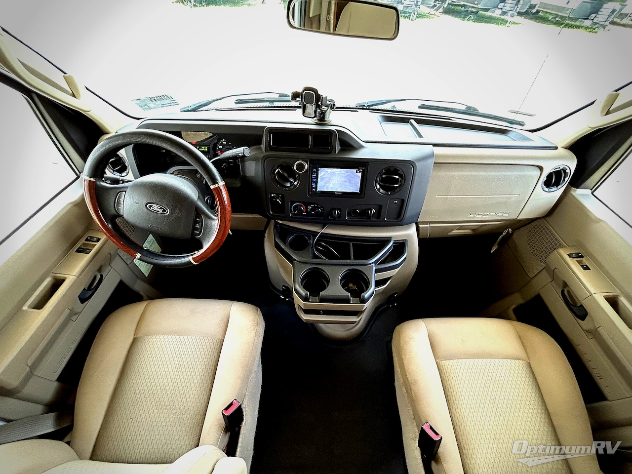 2016 Winnebago Minnie Winnie 27Q Photo 8