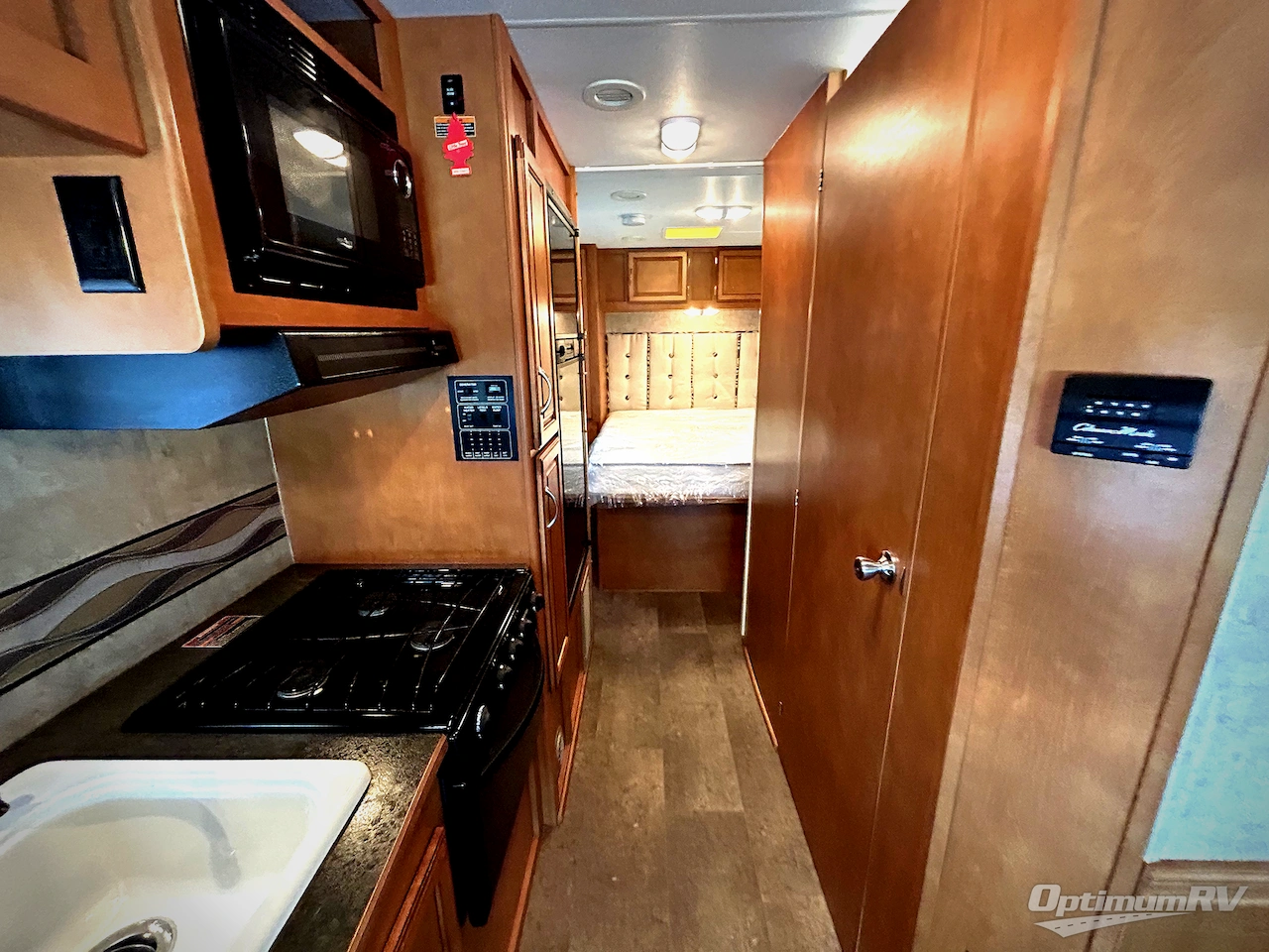 2016 Winnebago Minnie Winnie 27Q Photo 15