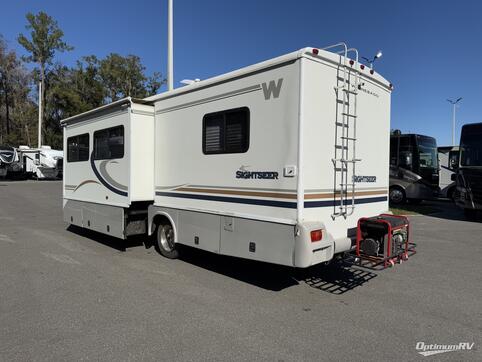 2004 Winnebago Sightseer 30B RV Photo 2