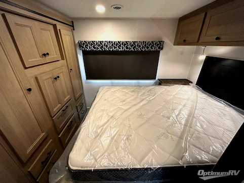 2026 Forest River Sunseeker LE 3250DSLE Ford RV Photo 4