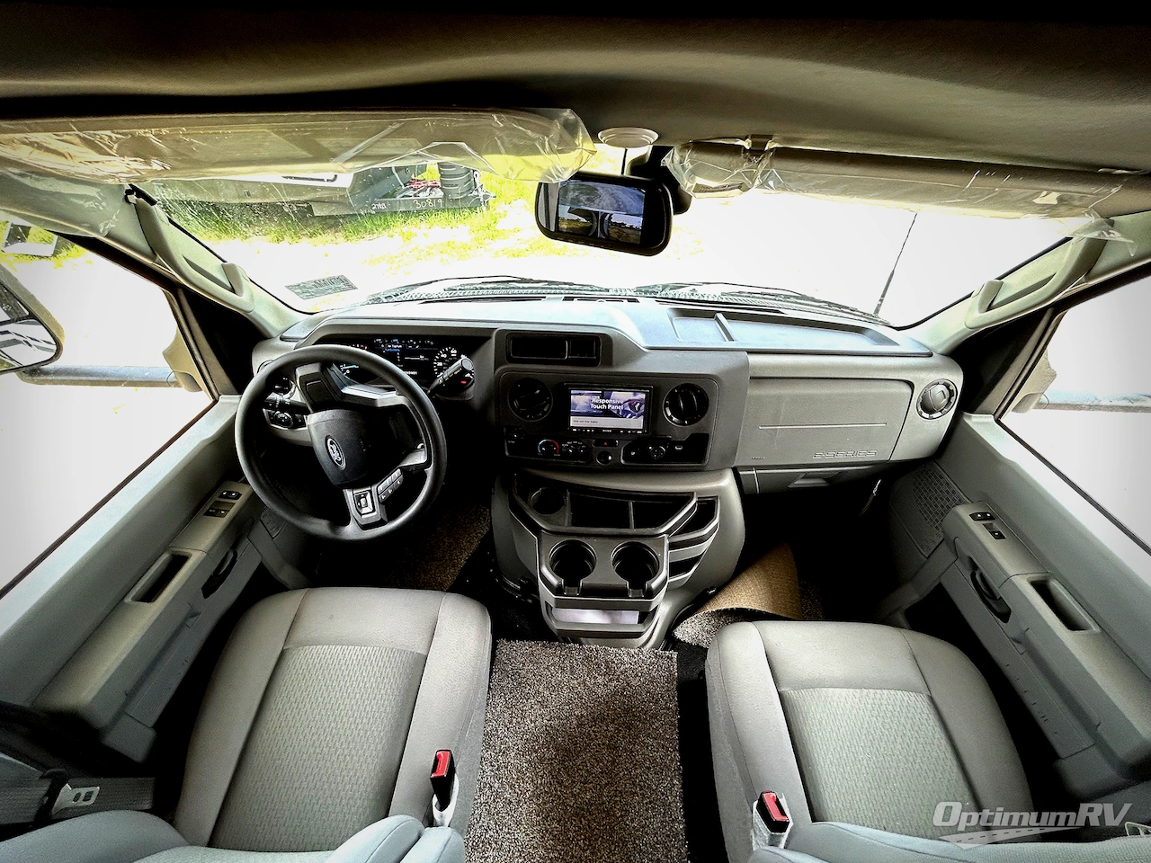 2026 Forest River Sunseeker LE 3250DSLE Ford Photo 8
