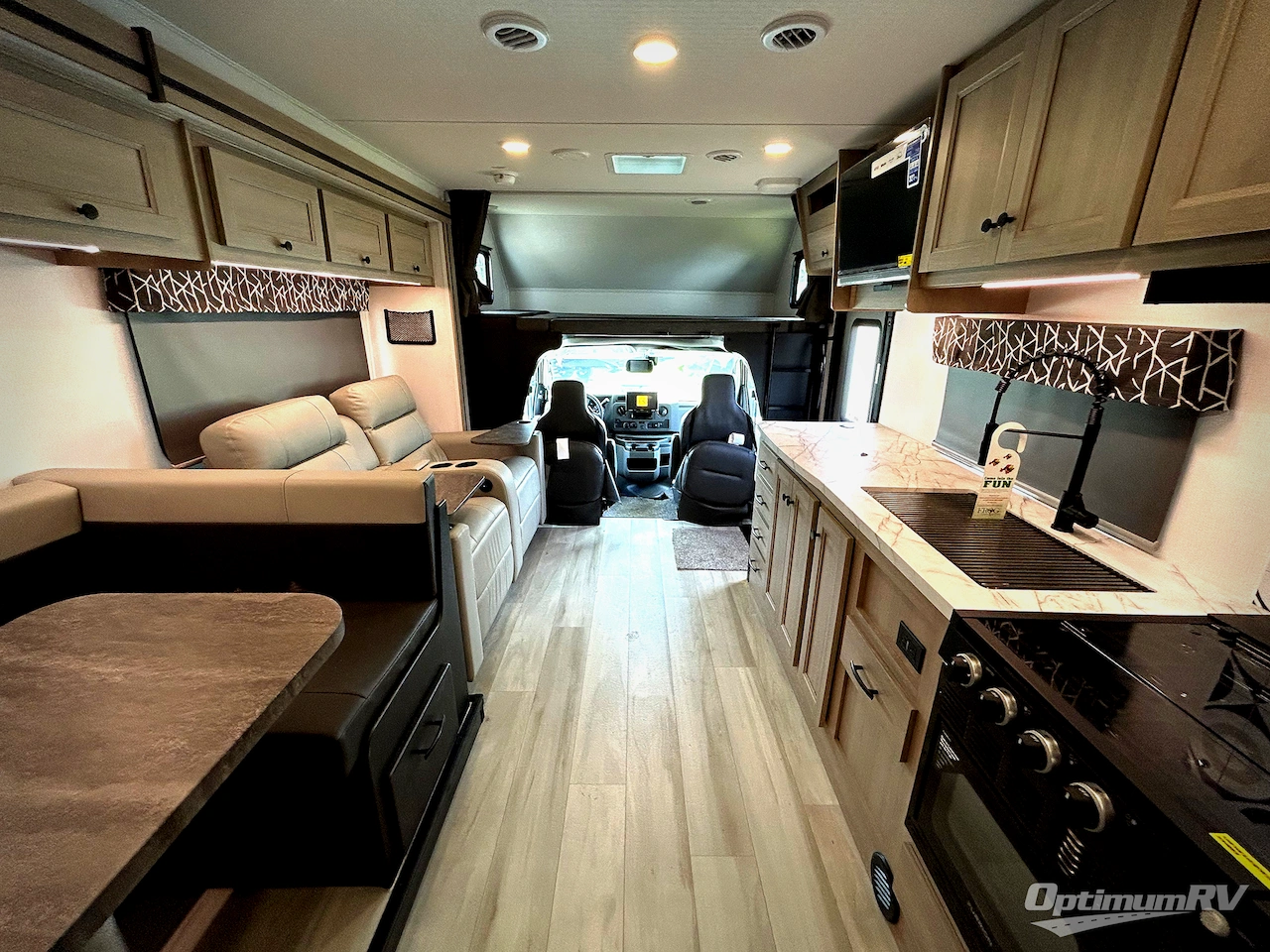 2026 Forest River Sunseeker 3010DS Photo 5