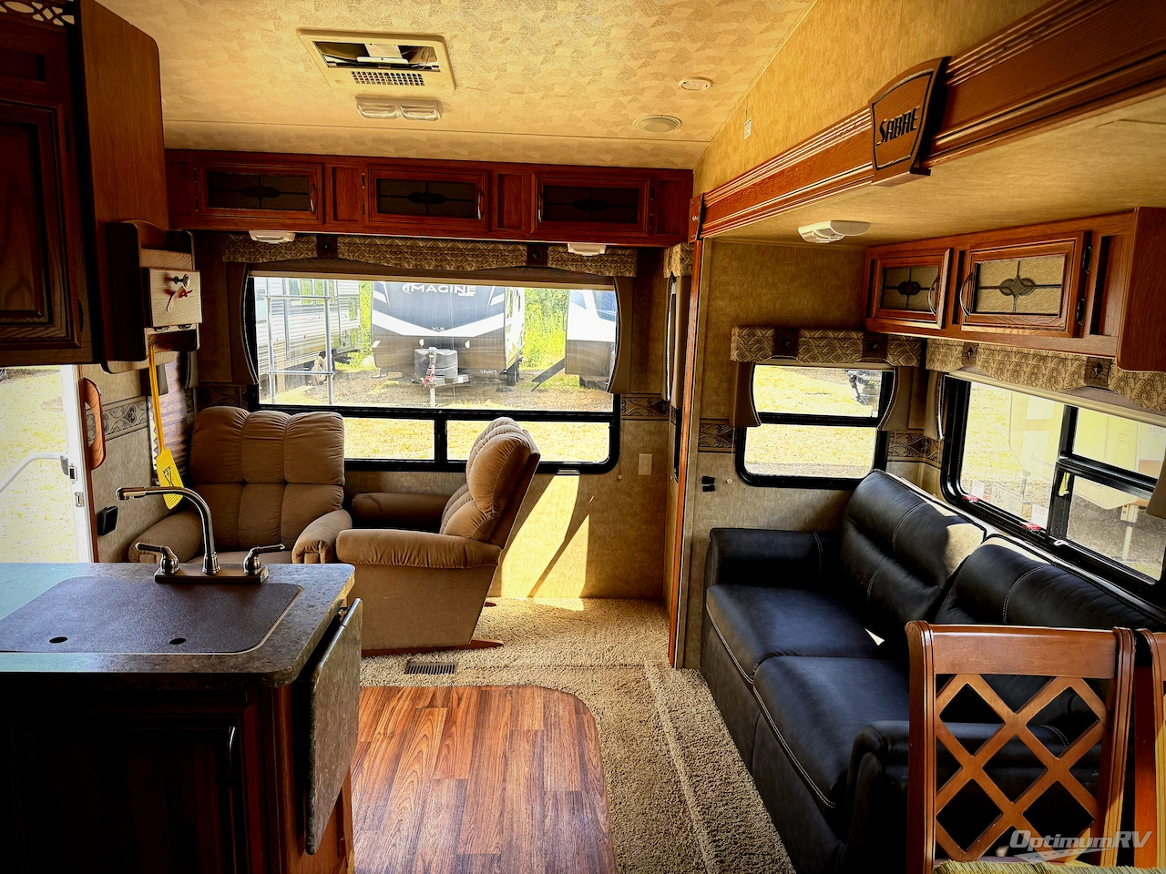 2014 Palomino Sabre Silhouette 281RLDS Photo 5