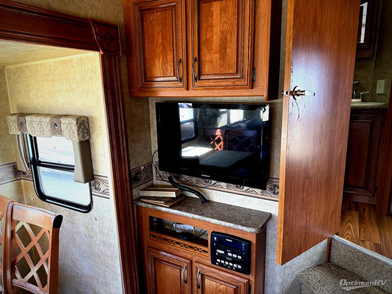 2014 Palomino Sabre Silhouette 281RLDS Photo 8