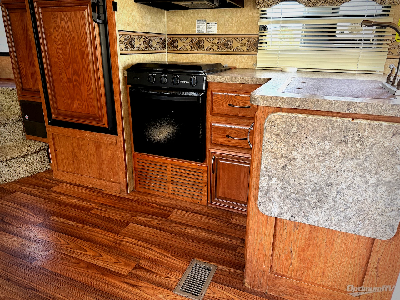 2014 Palomino Sabre Silhouette 281RLDS Photo 11