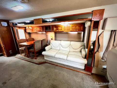 2000 Damon Ultrasport 3670 RV Photo 3