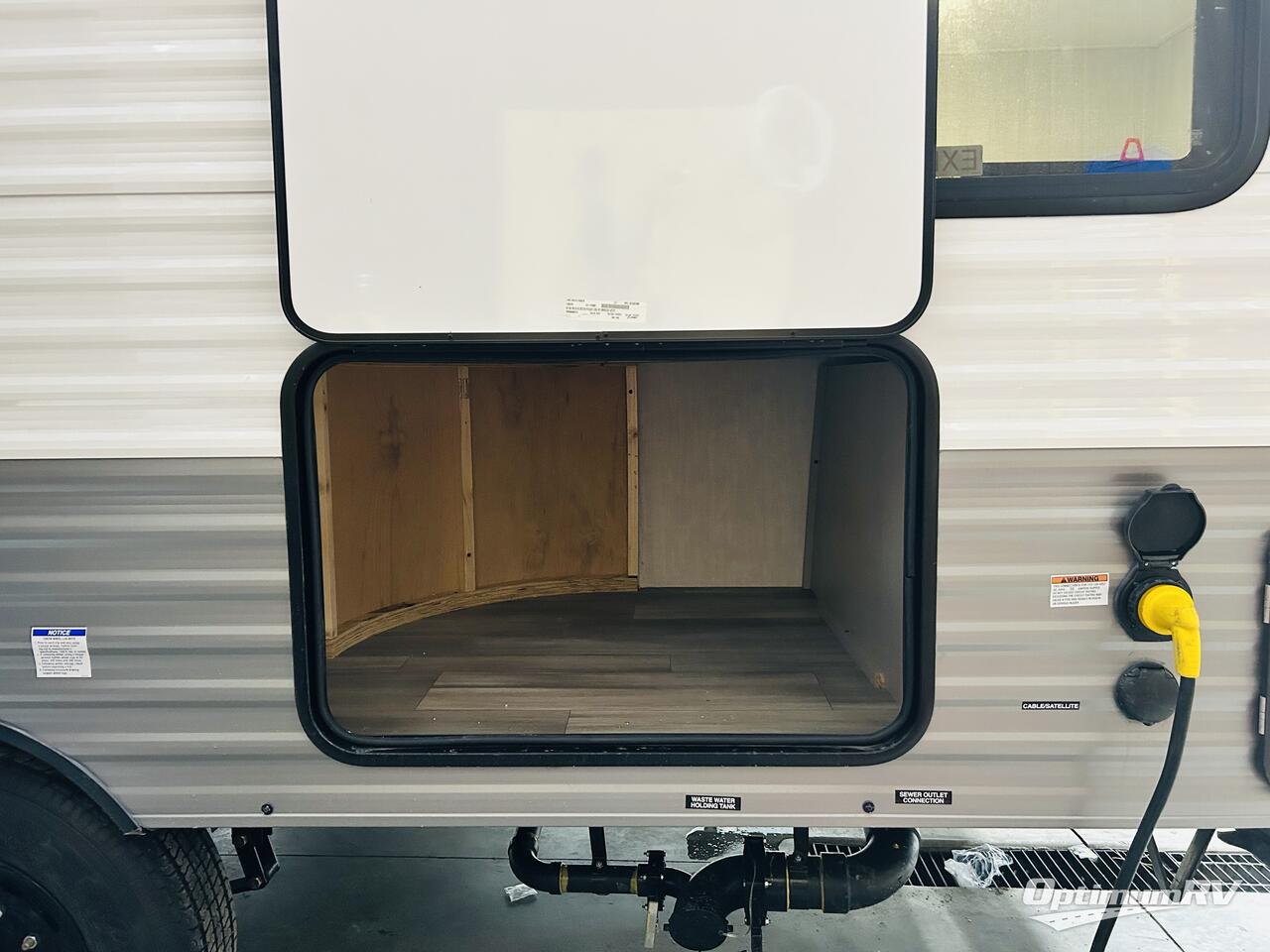 2025 Forest River Viking 4K Series 18DBS Photo 20
