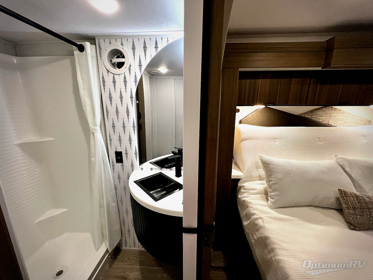 2026 Forest River Wildwood Grand Lodge 42ZEN Photo 19