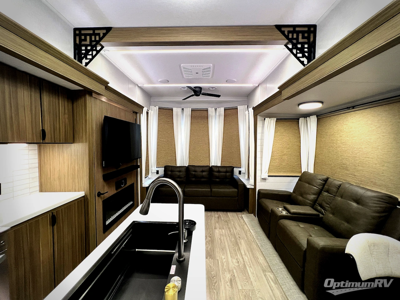 2026 Forest River Wildwood Grand Lodge 42FLDL Photo 4