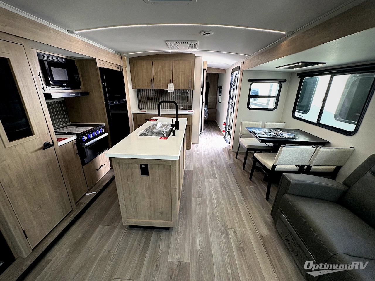 2026 Grand Design Imagine 2970RL Photo 5