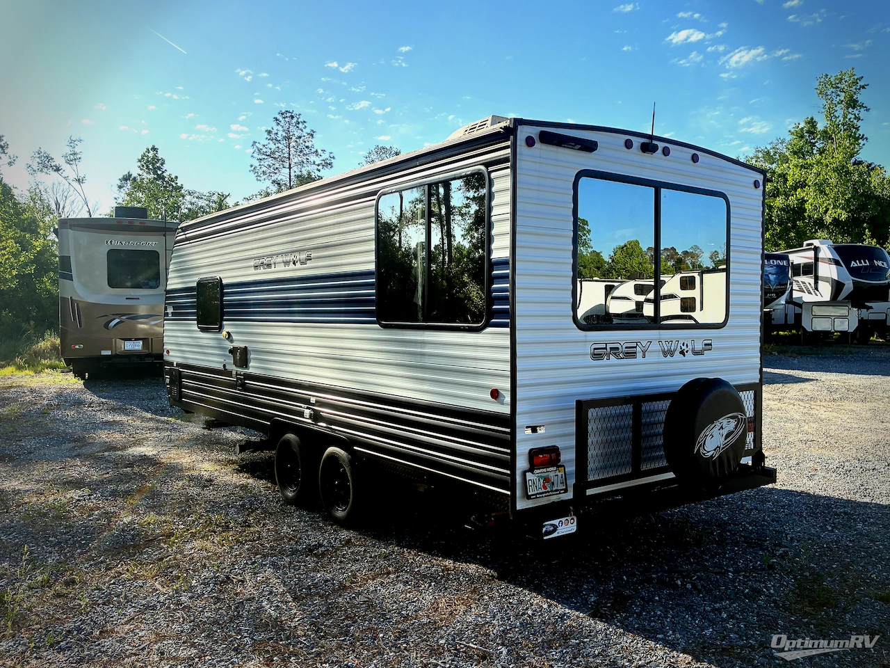 2024 Forest River Cherokee Grey Wolf 20RDSE Photo 3