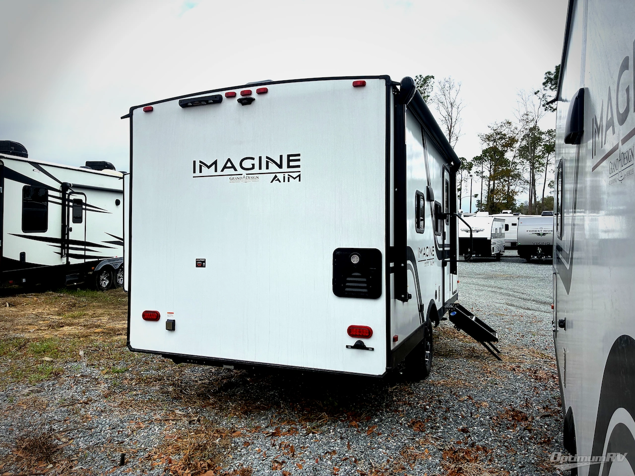 2026 Grand Design Imagine AIM 16MLA Photo 3