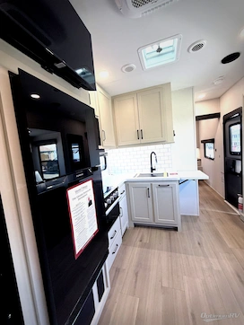 2026 Grand Design Momentum G-Class 29GS RV Photo 3