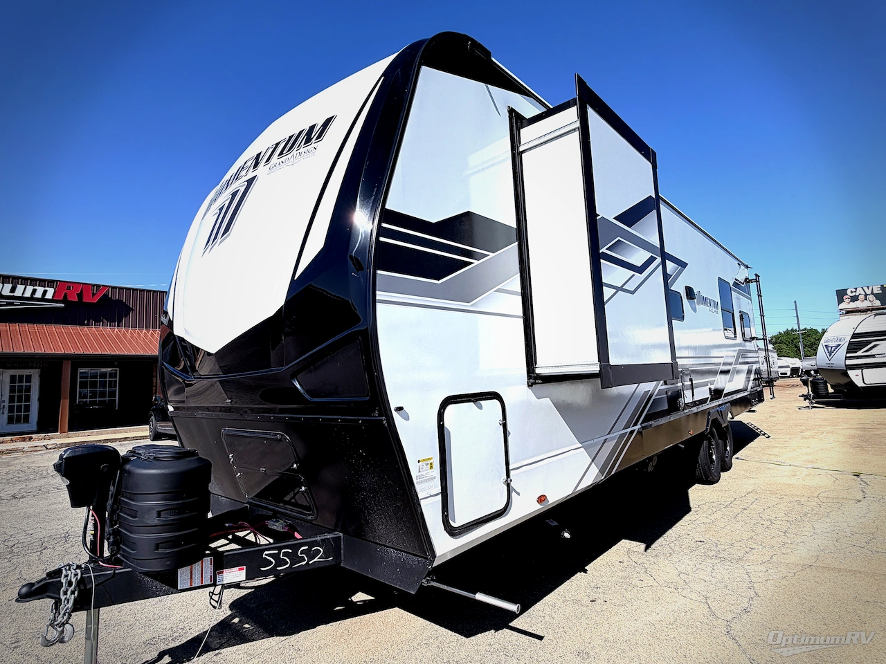 2026 Grand Design Momentum G-Class 29GS Photo 5