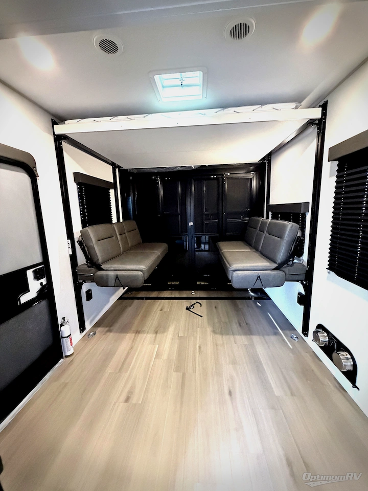 2026 Grand Design Momentum G-Class 29GS Photo 9