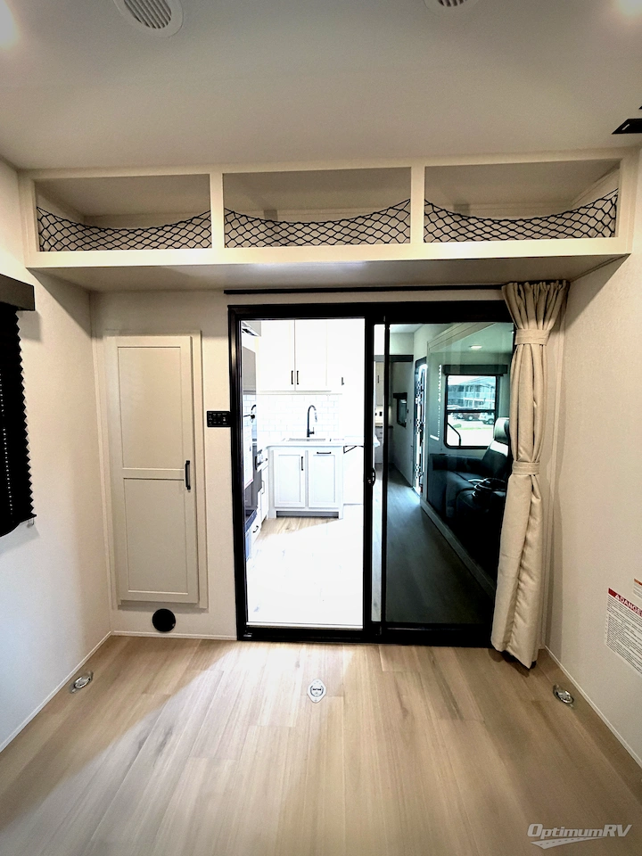 2026 Grand Design Momentum G-Class 29GS Photo 10