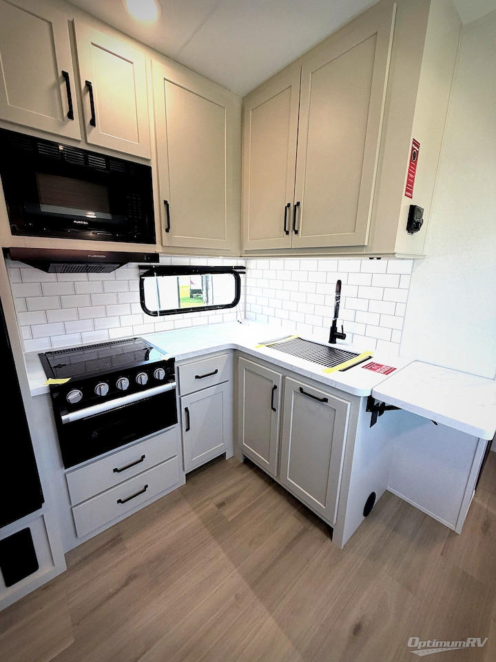 2026 Grand Design Momentum G-Class 29GS Photo 13