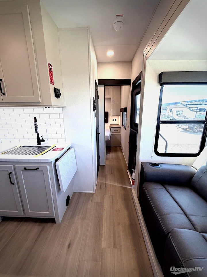 2026 Grand Design Momentum G-Class 29GS Photo 14