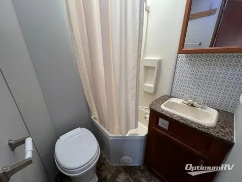 2011 Starcraft Travel Star 197RB RV Photo 4