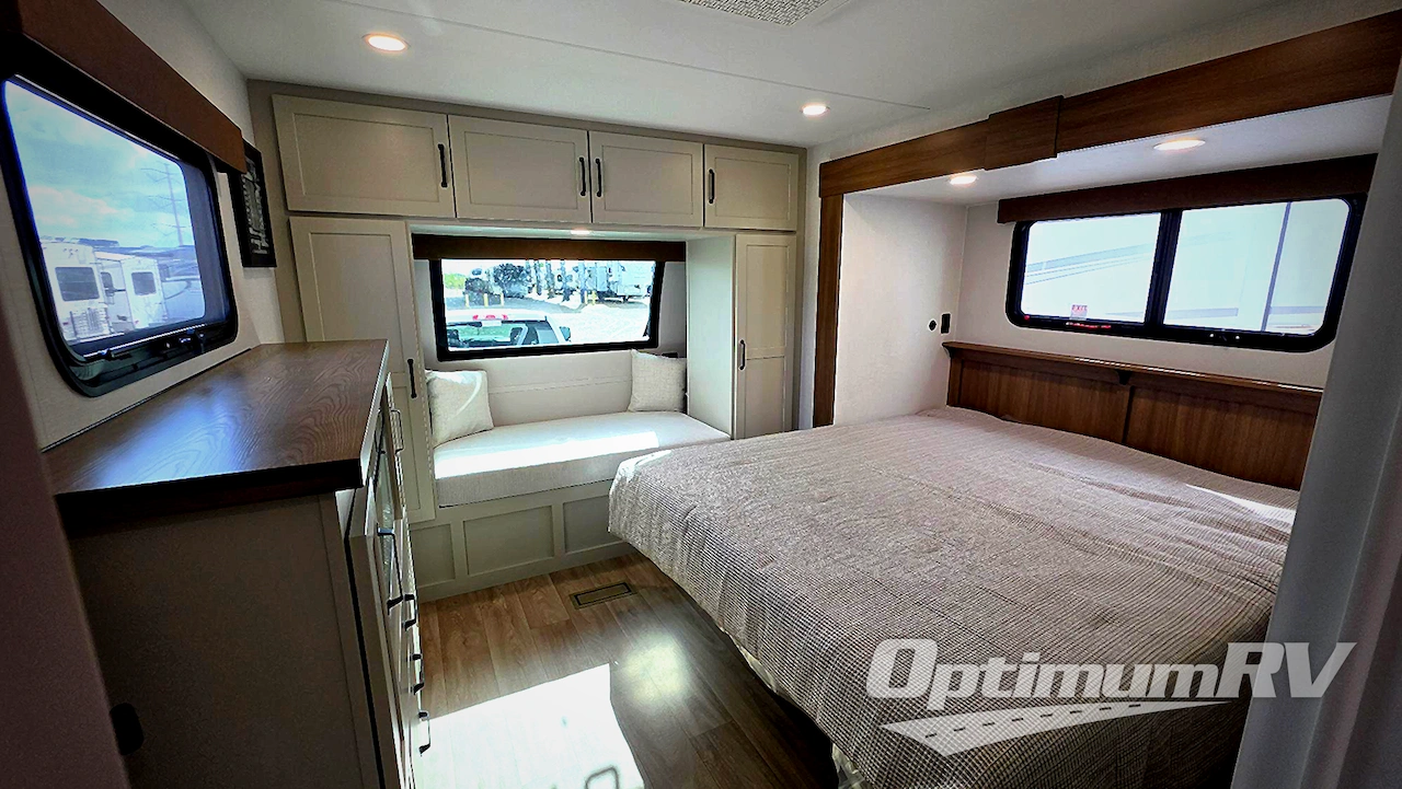 2027 Venture SportTrek Touring Edition STT272VRK Photo 10
