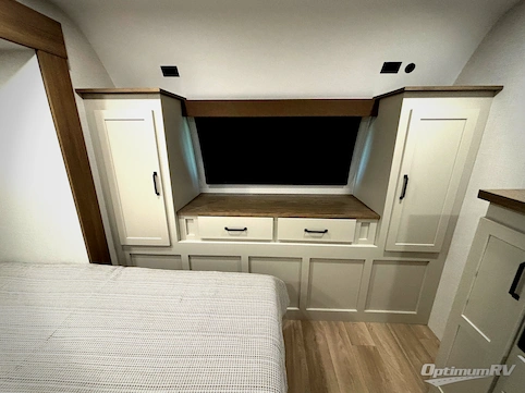 2027 Venture SportTrek Touring Edition STT343VBH RV Photo 2