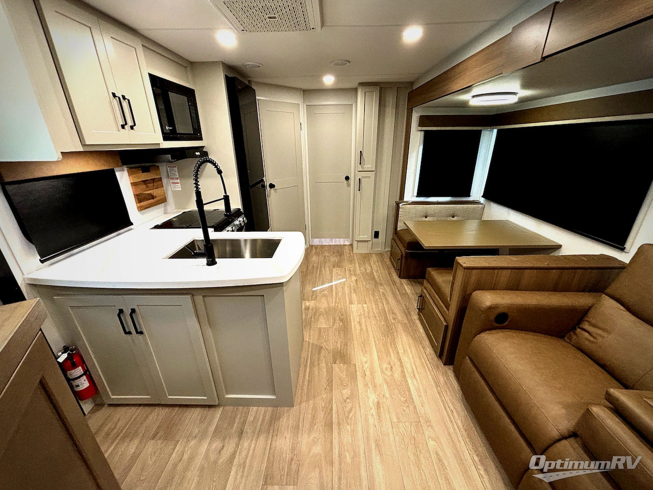 2027 Venture SportTrek Touring Edition STT343VBH Photo 4
